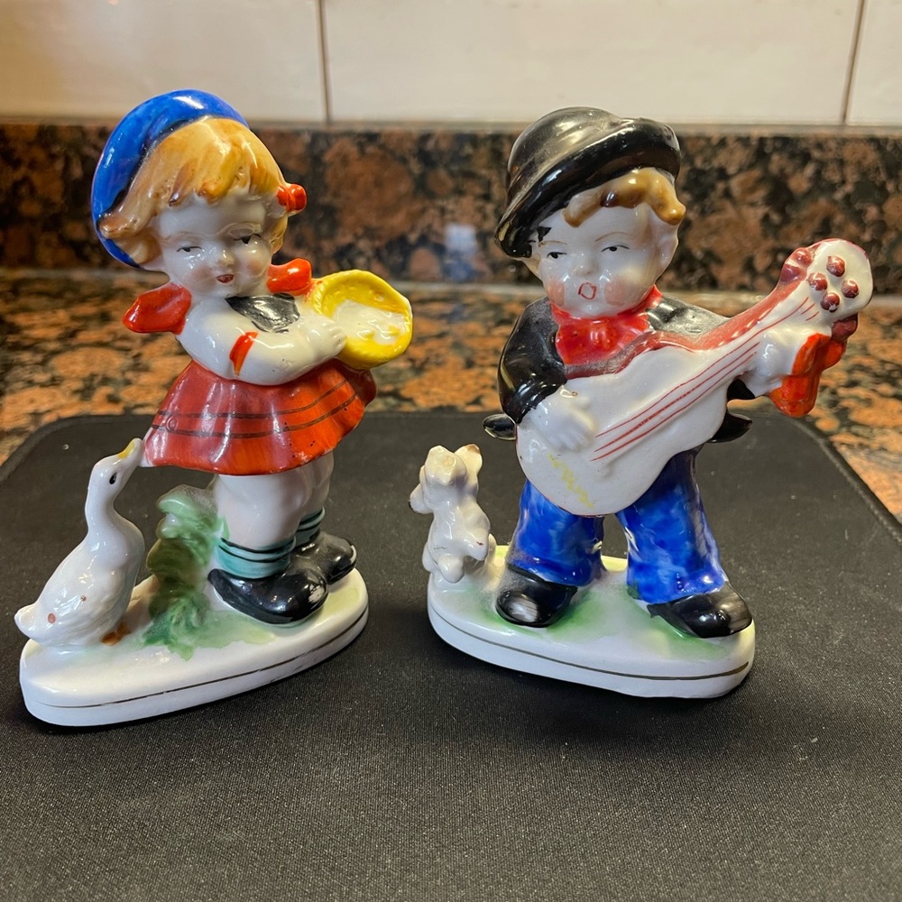 Figurines from Occupied Japan 1945-1952 (set of two)
